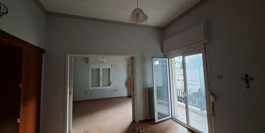 Πώληση 4αρι σε πολυκατοικία – (ID: Π4010)